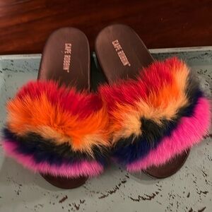 Cape Robbin CASINO Red Multi Color Flat slip-on Sandal Furry Mule Slide Sz 7